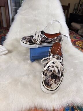 Van's Authentic ASPCA Ltd. Edition Cat Print Canvas Lace-Up Sneakers